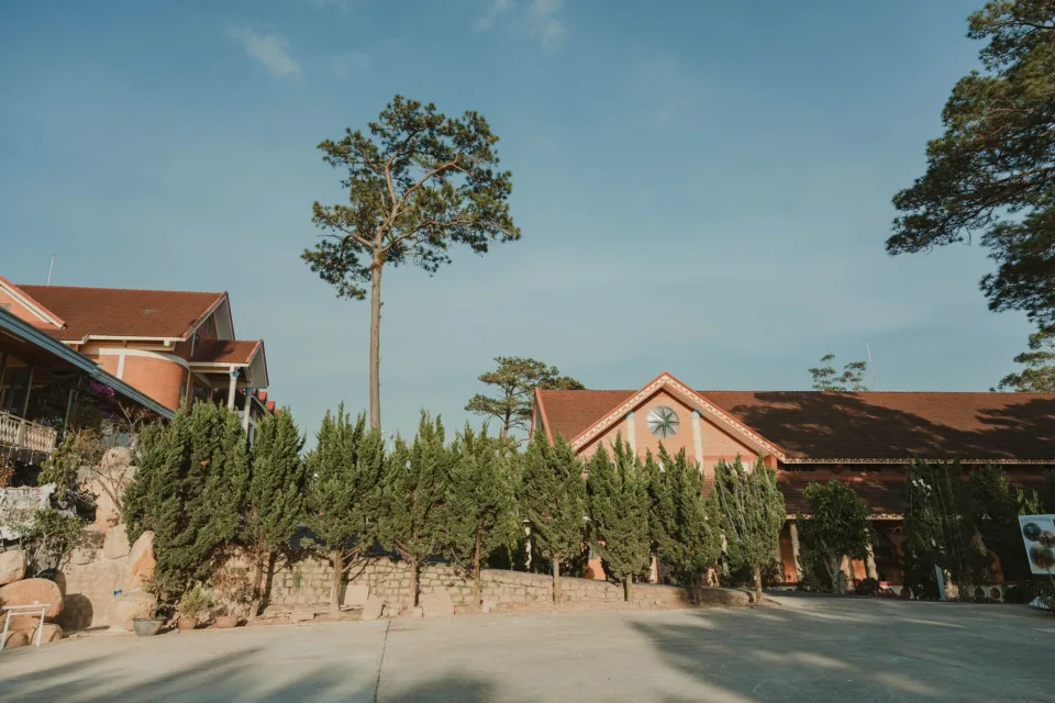 Phòng đôi có cửa sổ